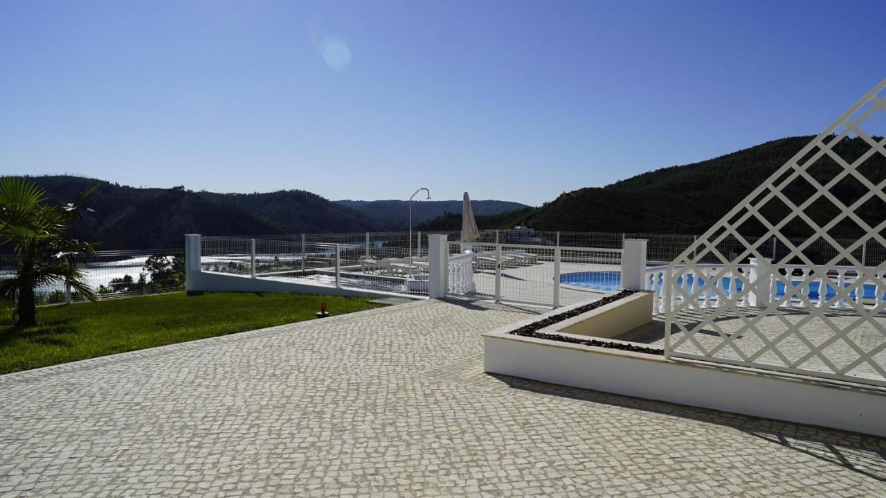 Lago Azul Villas Ferreira do Zêzere Buitenkant foto