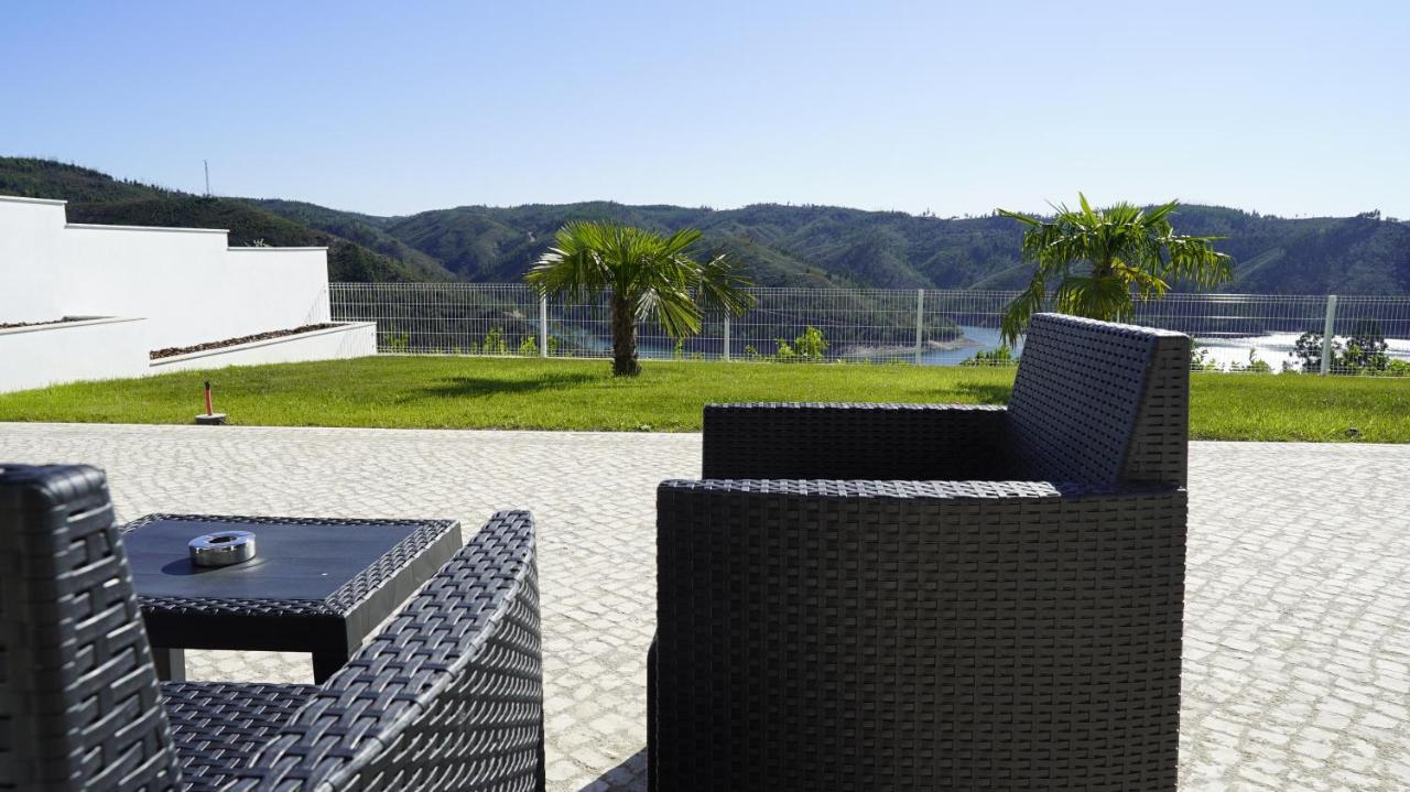 Lago Azul Villas Ferreira do Zêzere Buitenkant foto