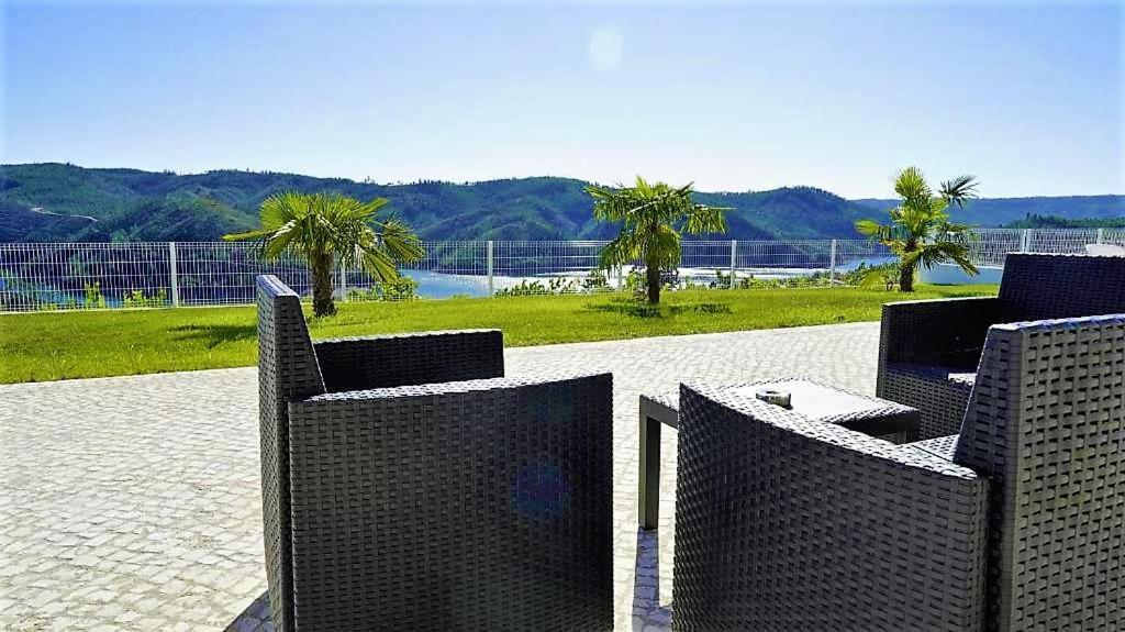 Lago Azul Villas Ferreira do Zêzere Buitenkant foto