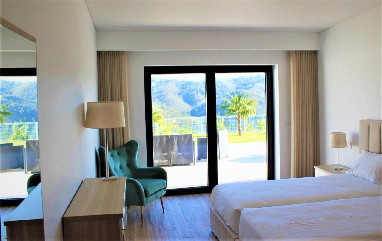 Lago Azul Villas Ferreira do Zêzere Buitenkant foto